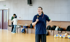 乐鱼电竞官网:女排奥运冠军宋妮娜：青少年保持身心健康才能走得更远